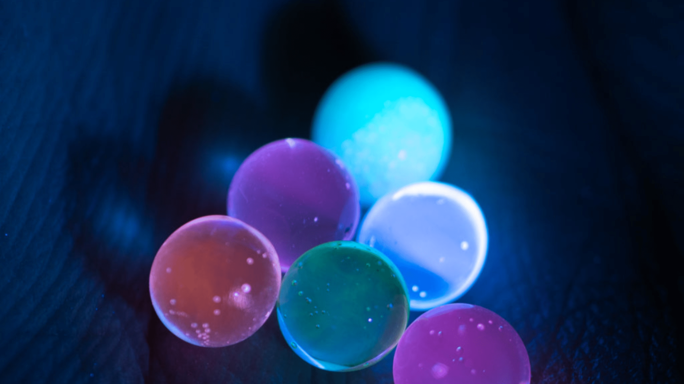 New 4mm terp pearls for dabbing in 6 assorted UV and glow glass colors