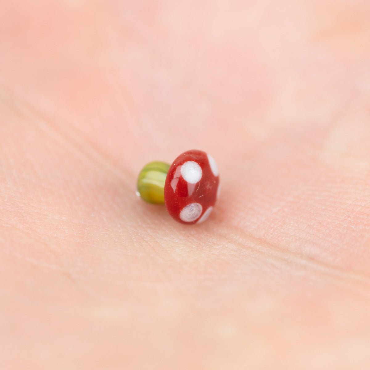 Handcrafted 4mm terp pearl mushroom