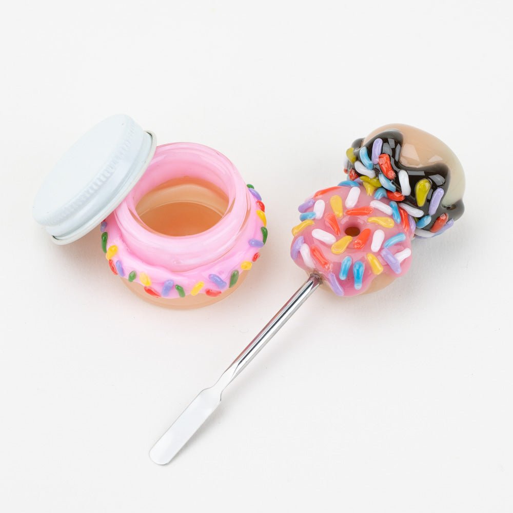 A donut styled terp jar for concentrates and a matching donut dabber