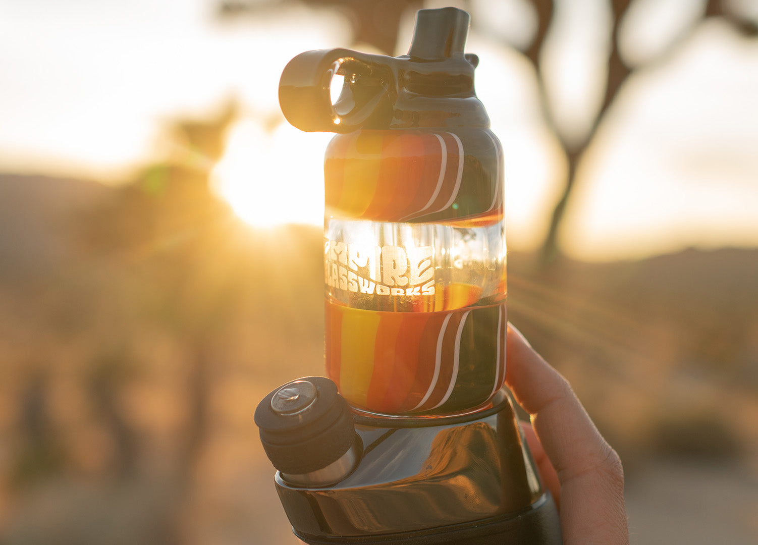 Glass attachment for Puffco water bottle with sun