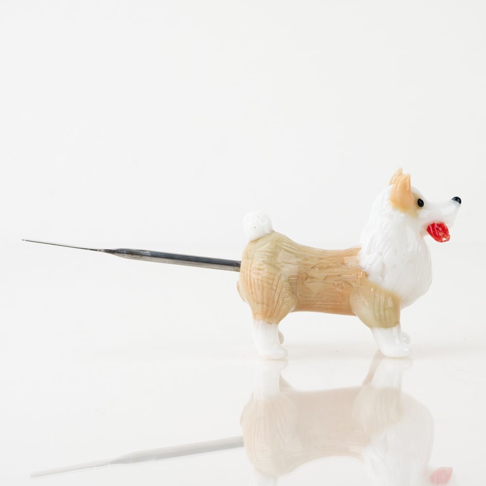 Dog themed dabber for concentrates with sculpted corgi glass artwork