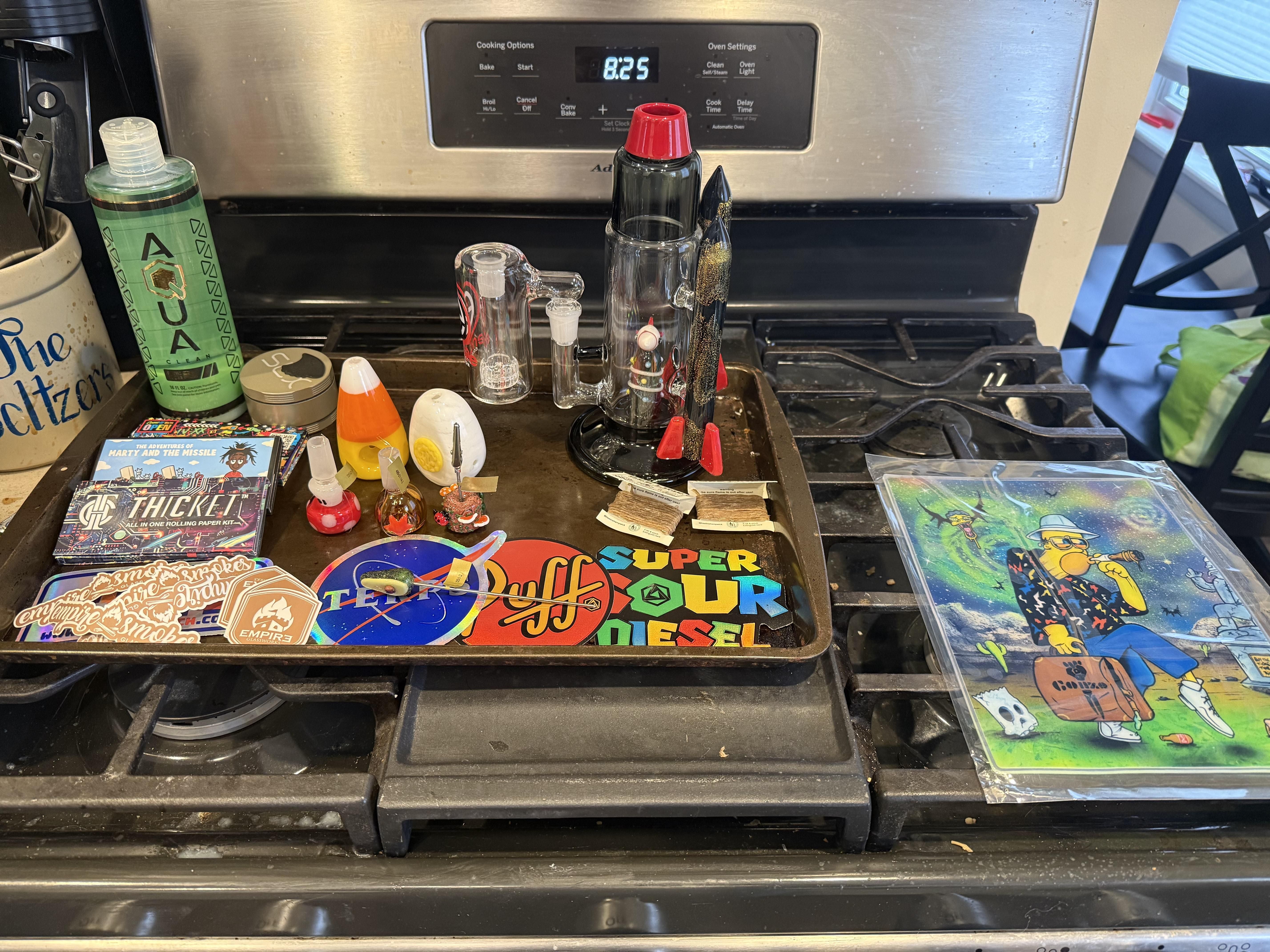 Mystery box of glass from Empire Smokes