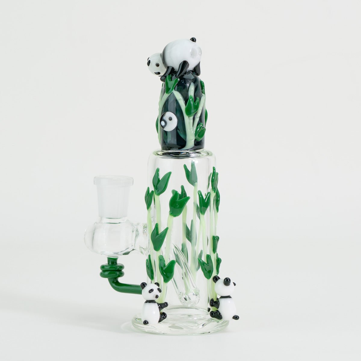 Panda design nano rig with bamboo features