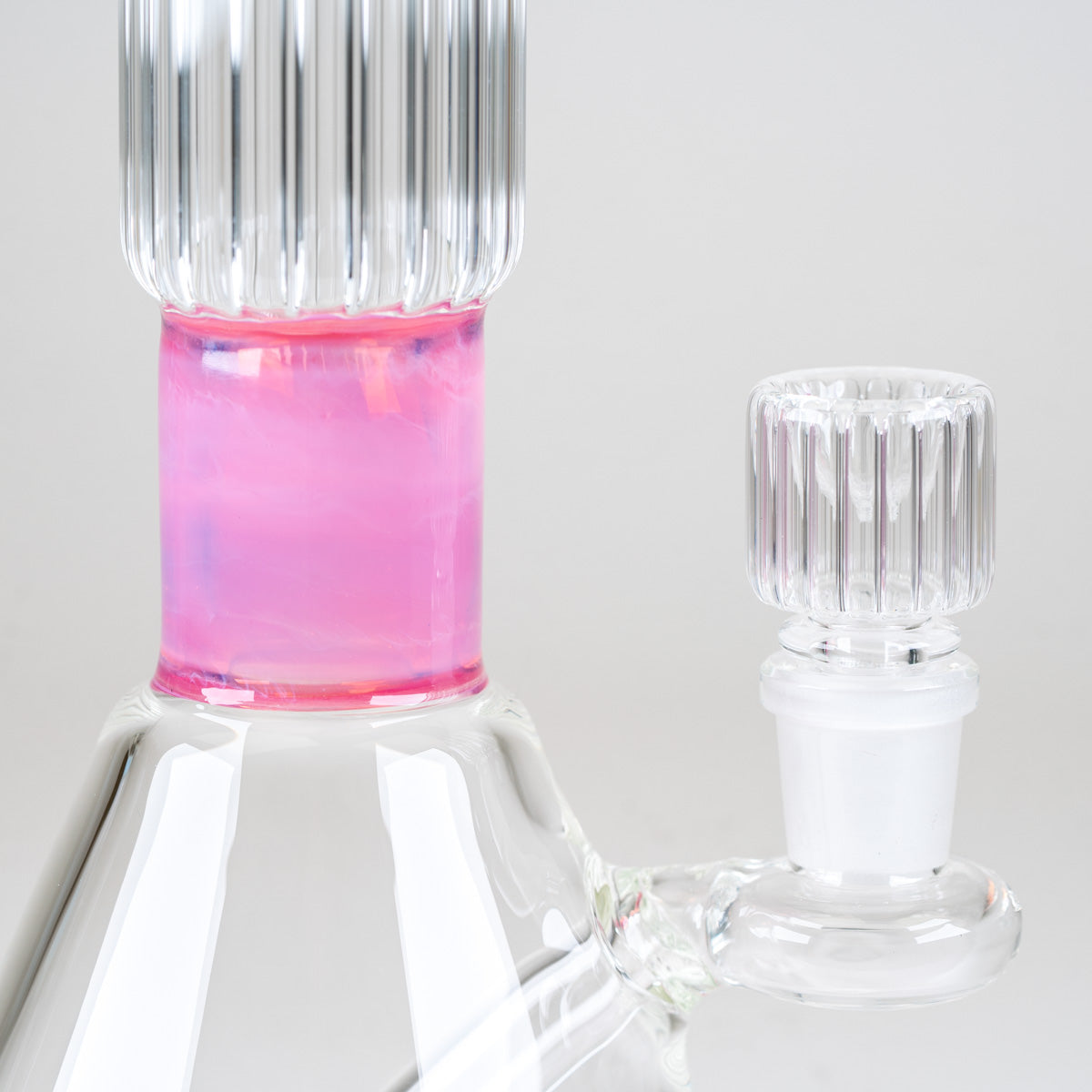 Close-up of the clear ribbed glass bowl and frosted joint included with the Empire Glassworks Classics Rosaline Beaker