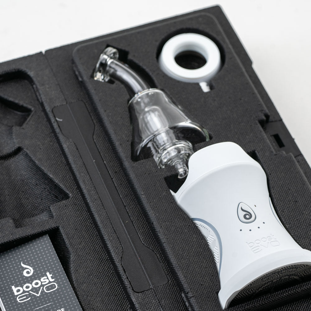 Boost Evo Moon White Dr Dabber