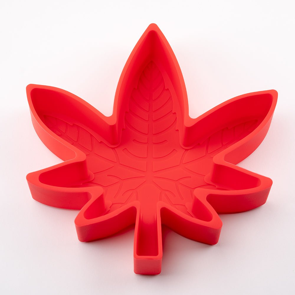 Hemp Leaf Silicone Dish - Empire Smokes